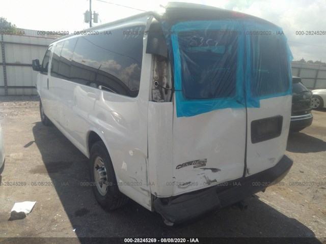 Photo 2 VIN: 1GAZGZFGXD1155353 - CHEVROLET EXPRESS PASSENGER 