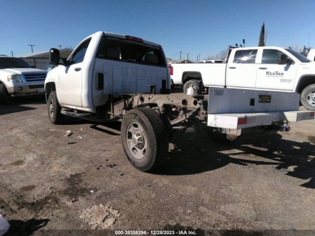 Photo 2 VIN: 1GB0CUEG0GZ311961 - CHEVROLET SILVERADO 2500HD 