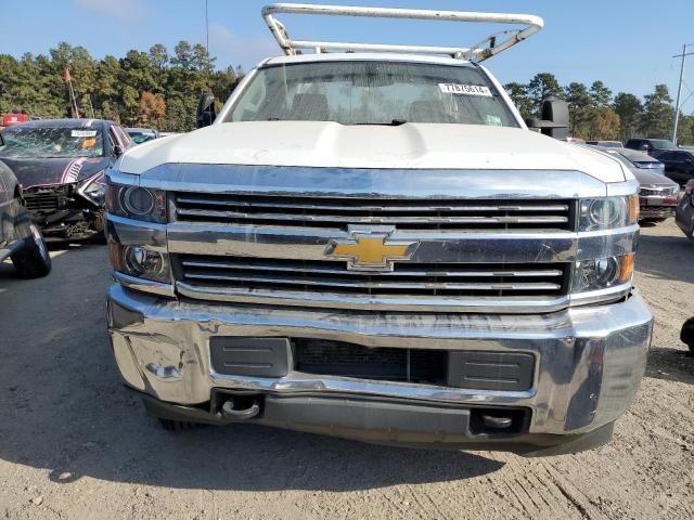 Photo 4 VIN: 1GB0CUEG3JZ329622 - CHEVROLET SILVERADO 