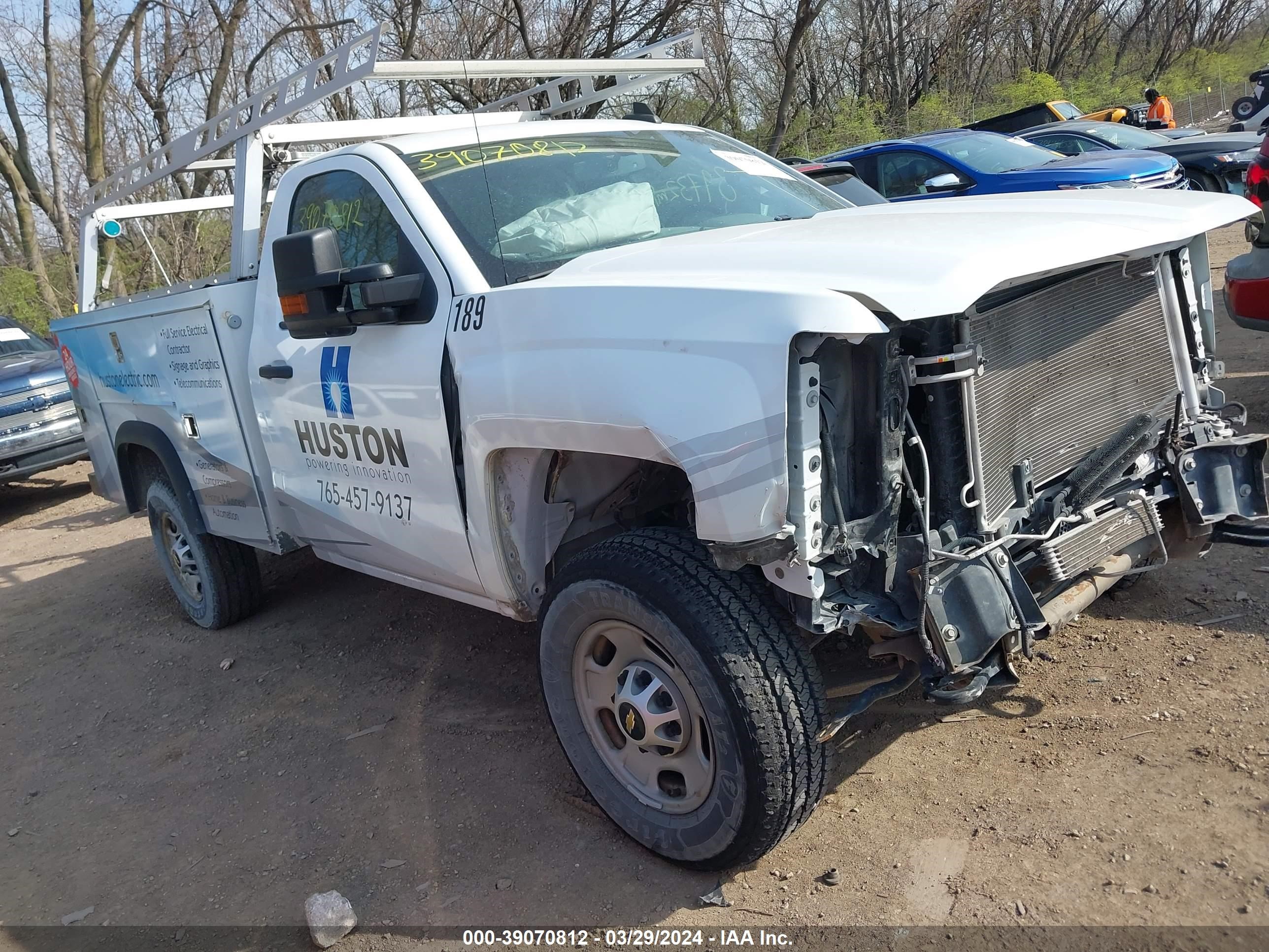 Photo 0 VIN: 1GB0CUEG4JZ127968 - CHEVROLET SILVERADO 