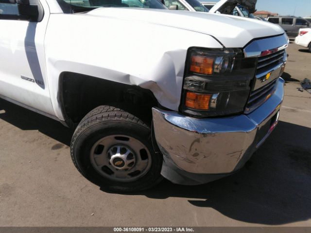 Photo 5 VIN: 1GB0CUEG7HZ166922 - CHEVROLET SILVERADO 2500HD 