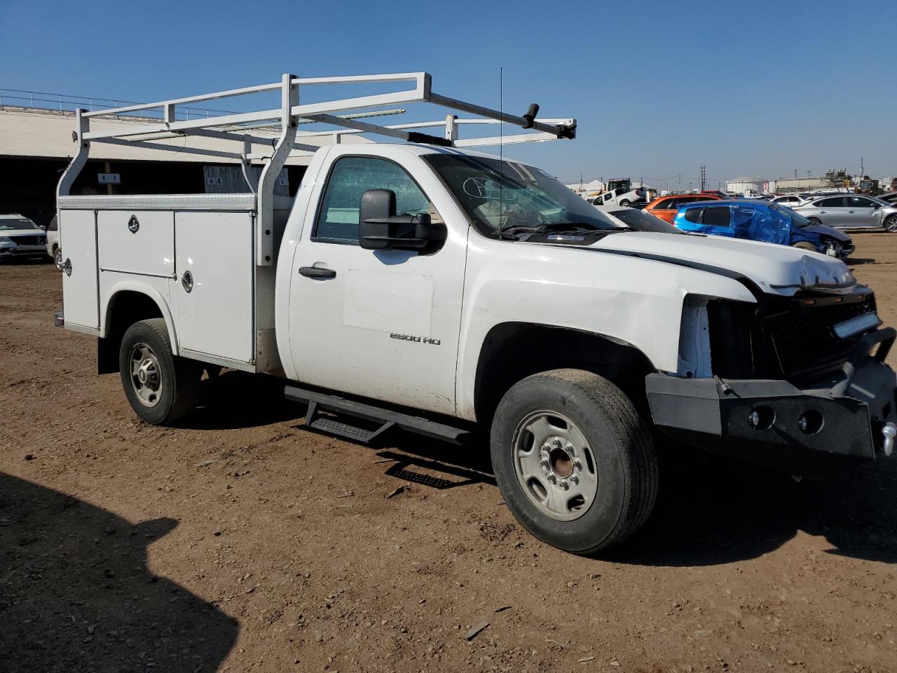 Photo 3 VIN: 1GB0CVCG3EF170732 - CHEVROLET SILVERADO 