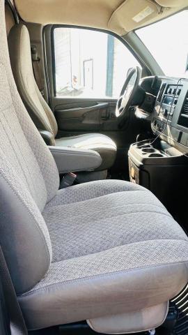 Photo 4 VIN: 1GB0G2CG3F1113030 - CHEVROLET EXPRESS 