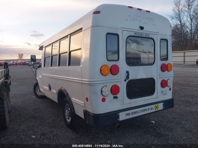 Photo 2 VIN: 1GB0GRBP0J1169820 - CHEVROLET EXPRESS 