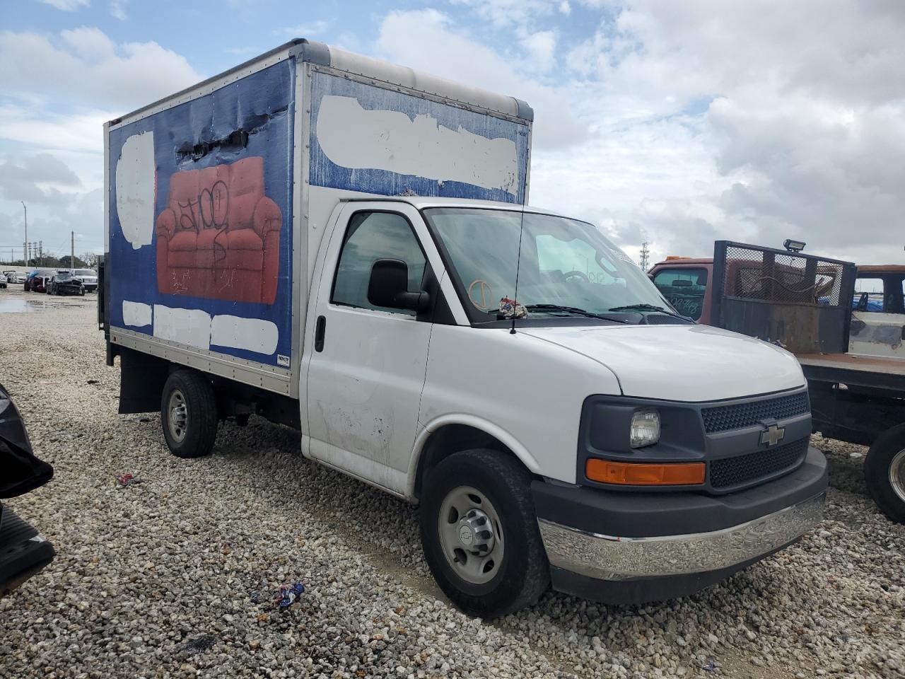 Photo 3 VIN: 1GB0GRFF9H1306877 - CHEVROLET EXPRESS 