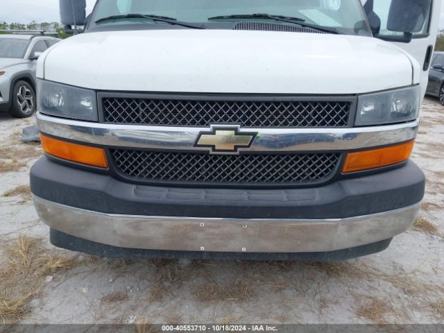 Photo 5 VIN: 1GB0GRFG4J1176456 - CHEVROLET EXPRESS 