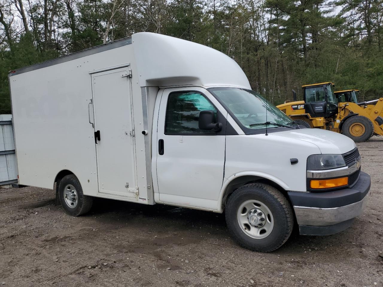 Photo 3 VIN: 1GB0GRFG6J1185272 - CHEVROLET EXPRESS 