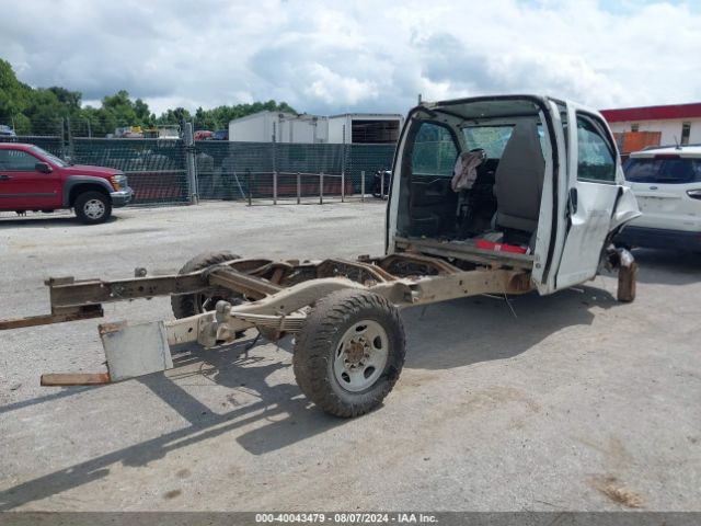 Photo 3 VIN: 1GB0GRFG9K1242131 - CHEVROLET EXPRESS 