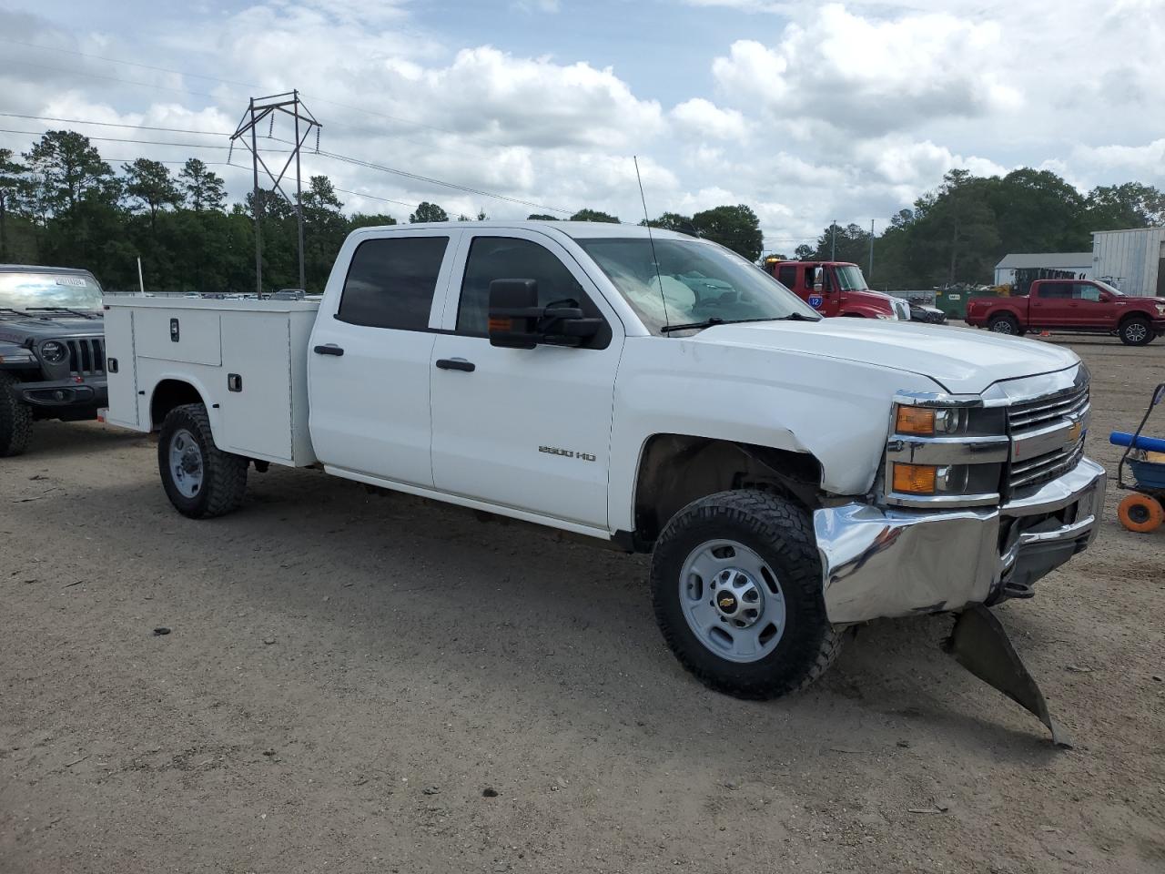 Photo 3 VIN: 1GB1CUEG0GF224230 - CHEVROLET SILVERADO 