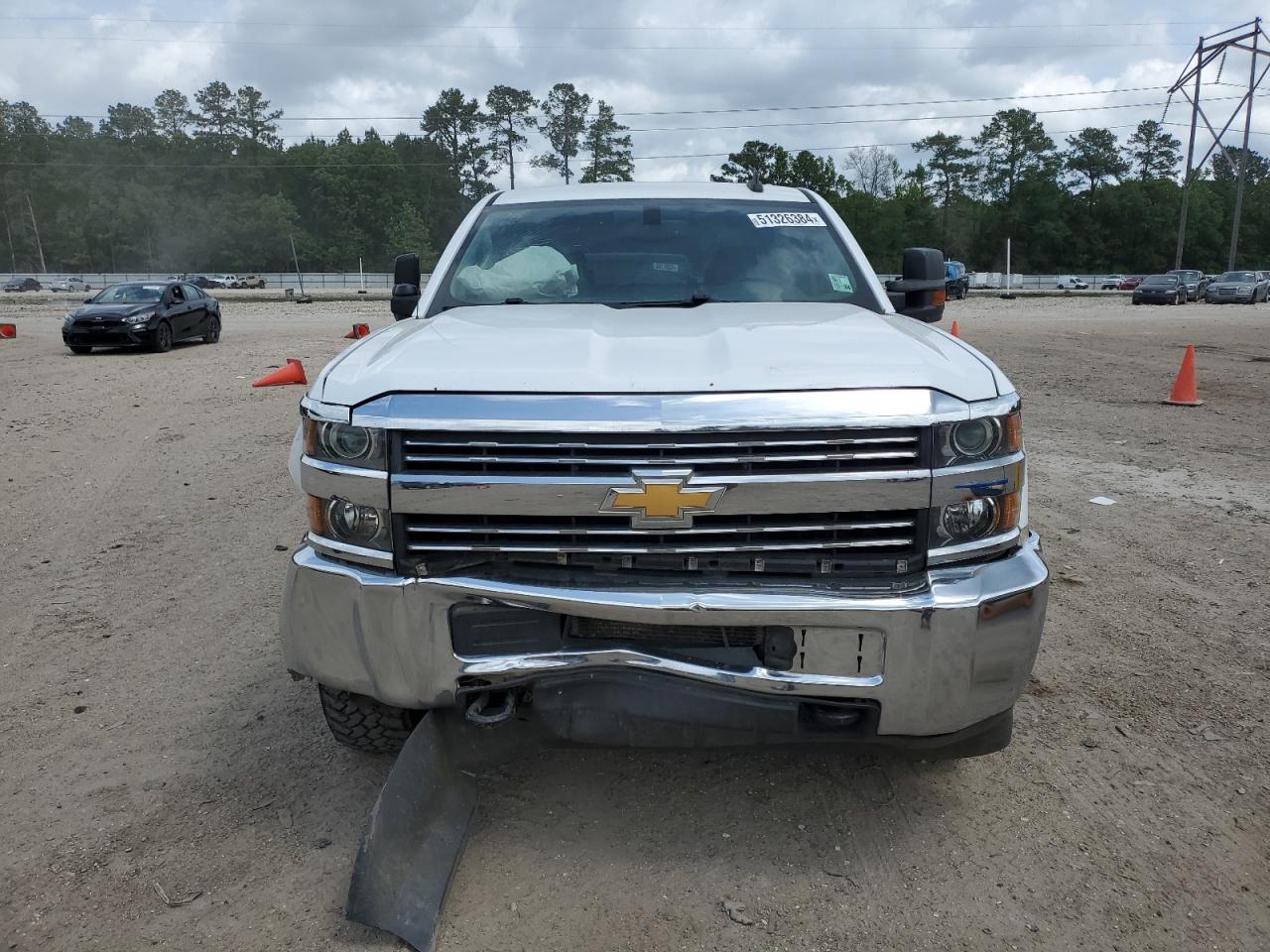 Photo 4 VIN: 1GB1CUEG0GF224230 - CHEVROLET SILVERADO 