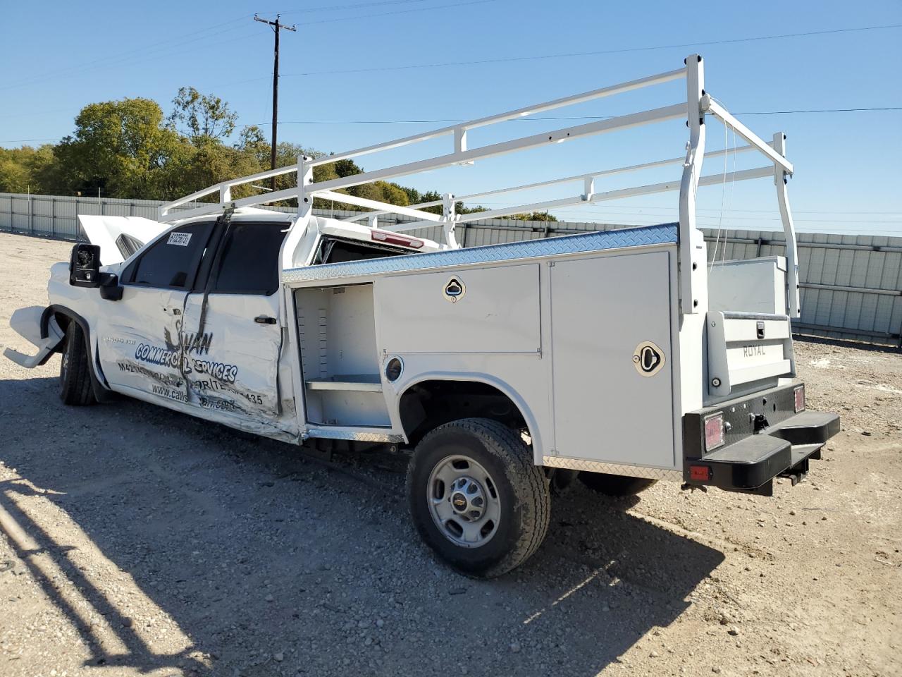 Photo 1 VIN: 1GB1YLE7XPF165201 - CHEVROLET SILVERADO 