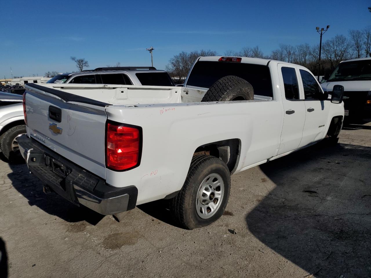 Photo 2 VIN: 1GB2CUEG9GZ175161 - CHEVROLET SILVERADO 