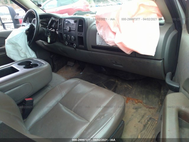 Photo 4 VIN: 1GB2CVCG9DZ338119 - CHEVROLET SILVERADO 2500HD 