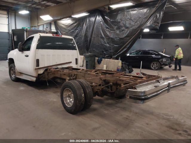 Photo 2 VIN: 1GB3CVBK3AF116120 - CHEVROLET SILVERADO 