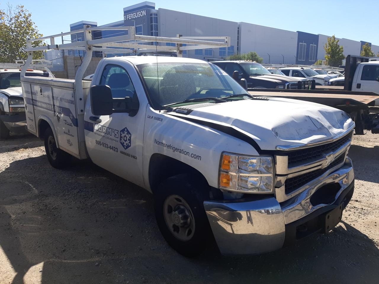 Photo 3 VIN: 1GB3CVBK5AF149653 - CHEVROLET SILVERADO 