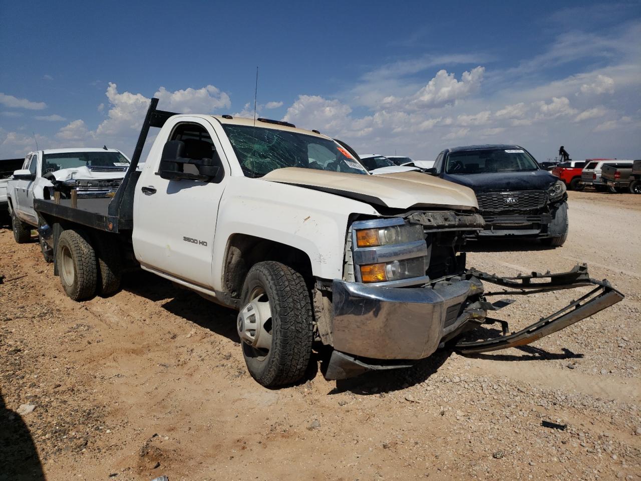 Photo 3 VIN: 1GB3CYCG3FF113110 - CHEVROLET SILVERADO 