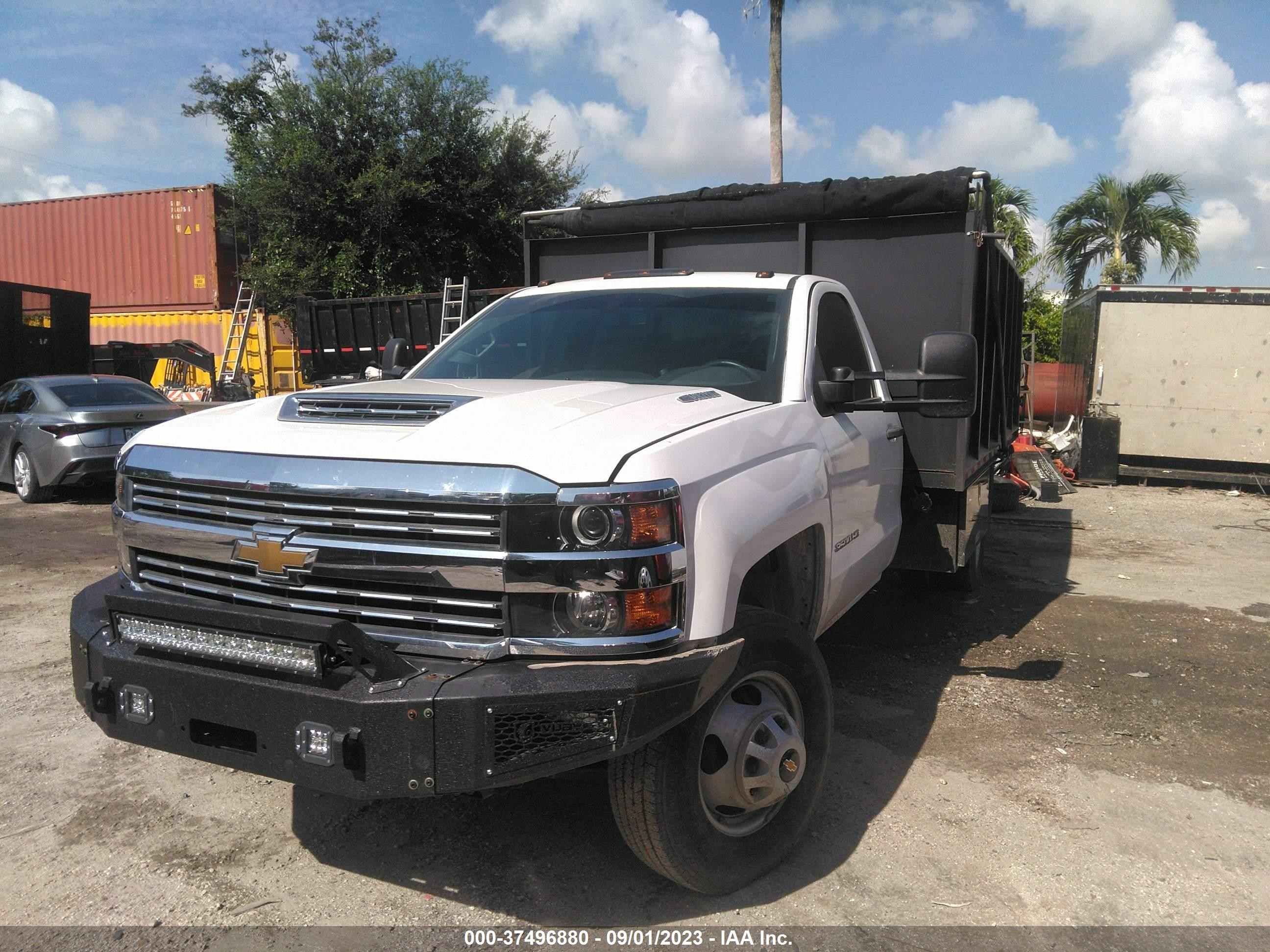 Photo 1 VIN: 1GB3CYCY3JF217646 - CHEVROLET SILVERADO 