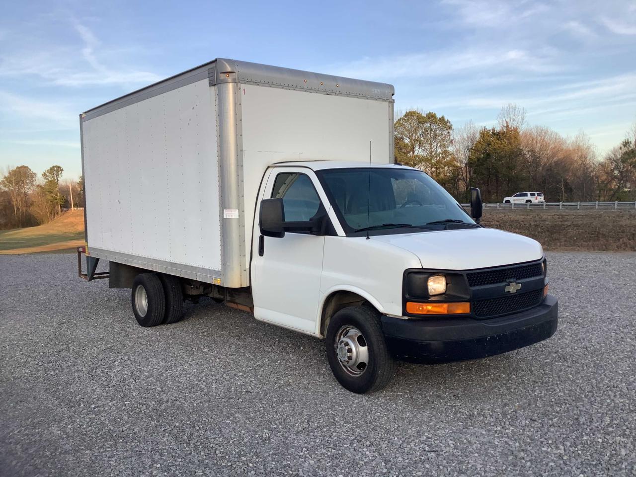 Photo 1 VIN: 1GB3G3CG6E1153135 - CHEVROLET EXPRESS 