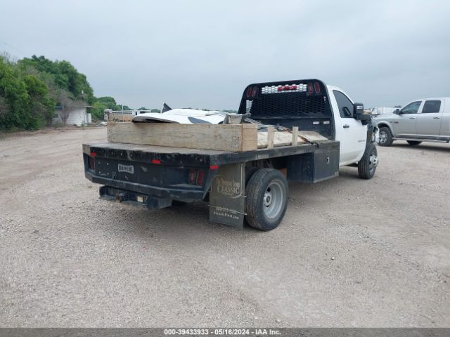 Photo 3 VIN: 1GB3WRE70MF266020 - CHEVROLET SILVERADO 3500HD CHASSIS 