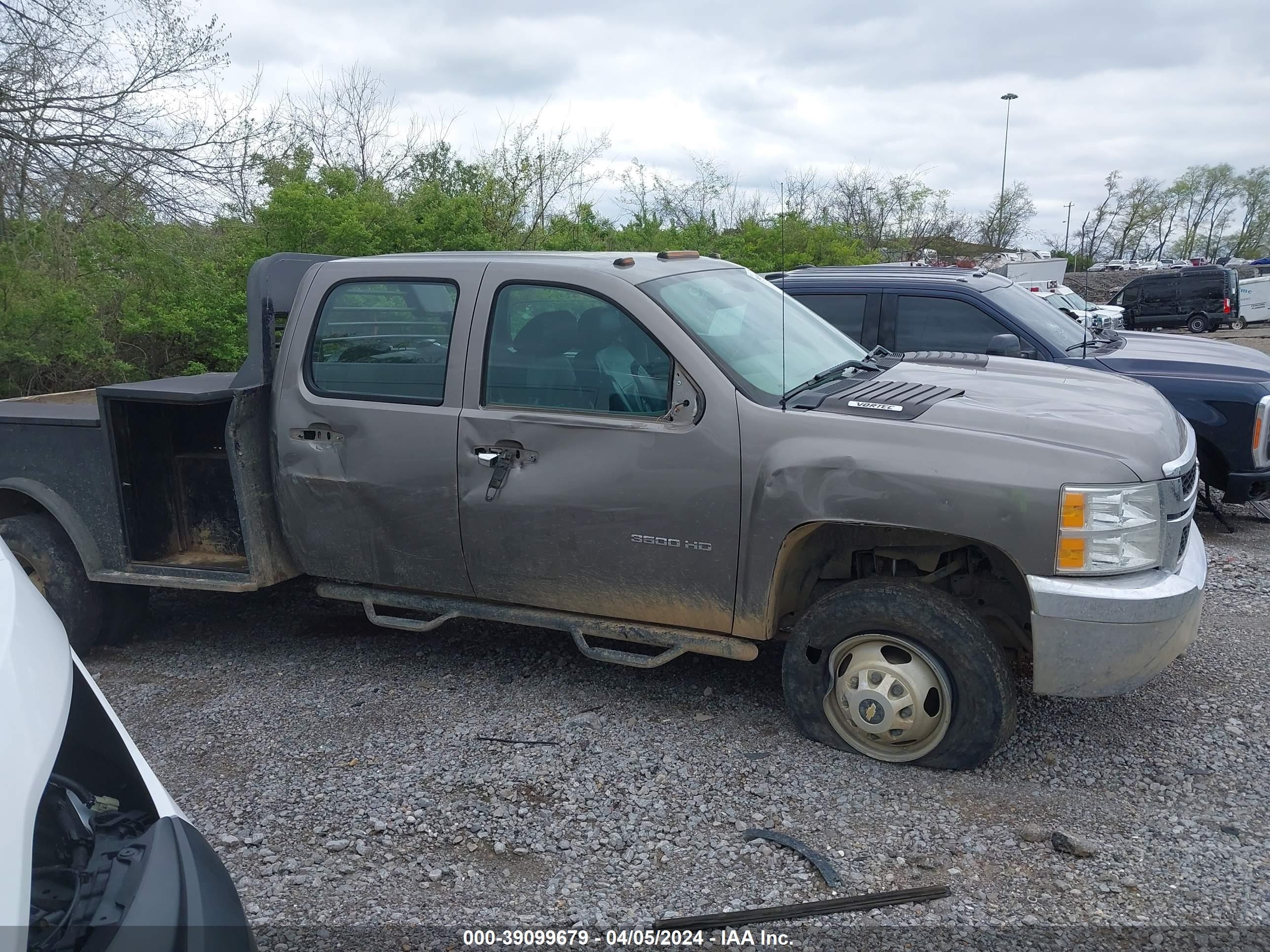 Photo 14 VIN: 1GB4KZCG8DF121164 - CHEVROLET NULL 