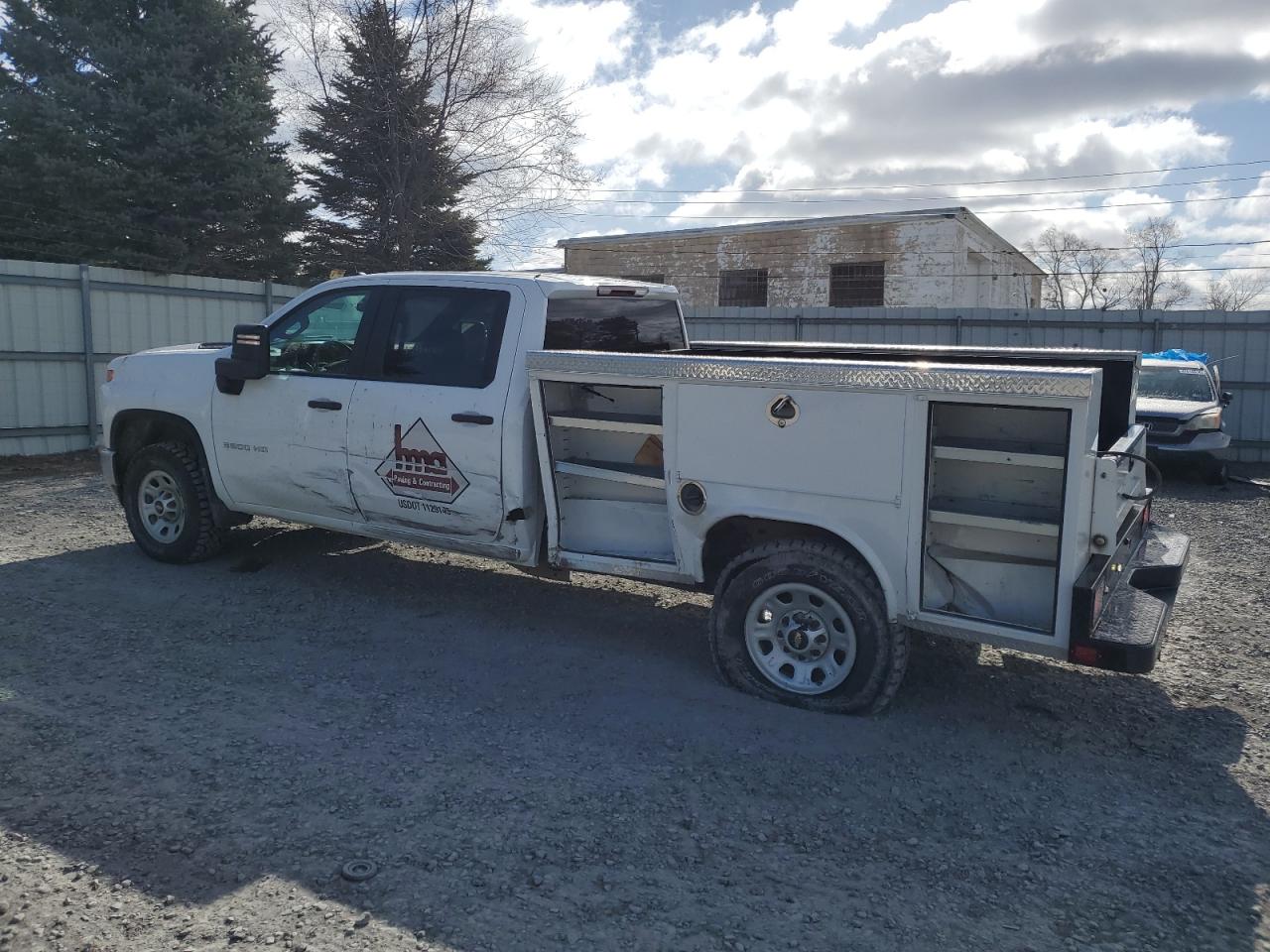 Photo 1 VIN: 1GB4YSE74NF321303 - CHEVROLET SILVERADO 