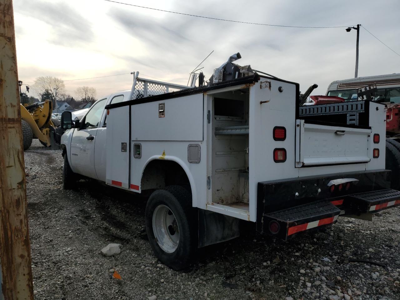 Photo 1 VIN: 1GB5CZC84DZ381599 - CHEVROLET SILVERADO 