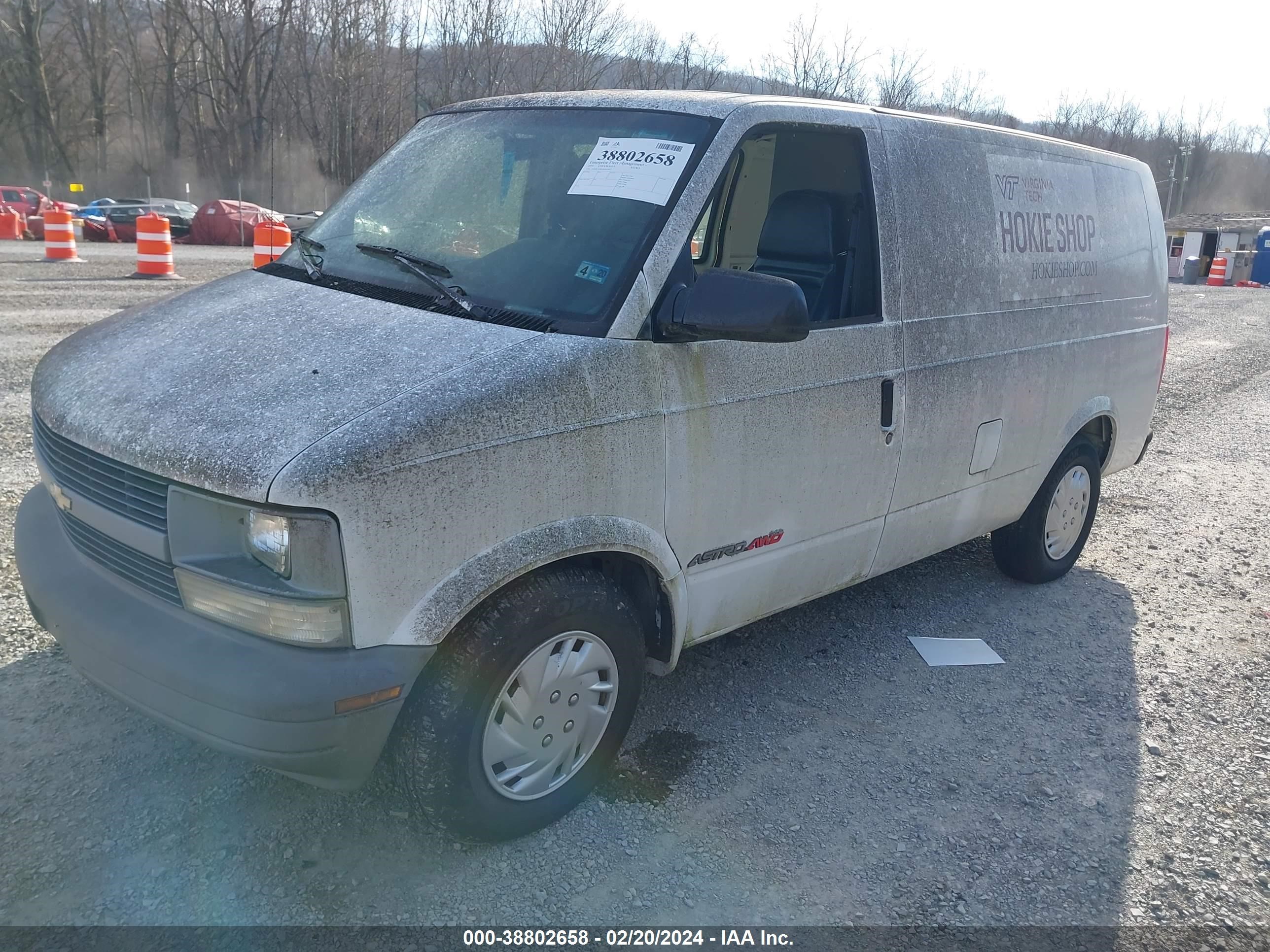 Photo 1 VIN: 1GBDL19W6SB183857 - CHEVROLET ASTRO 