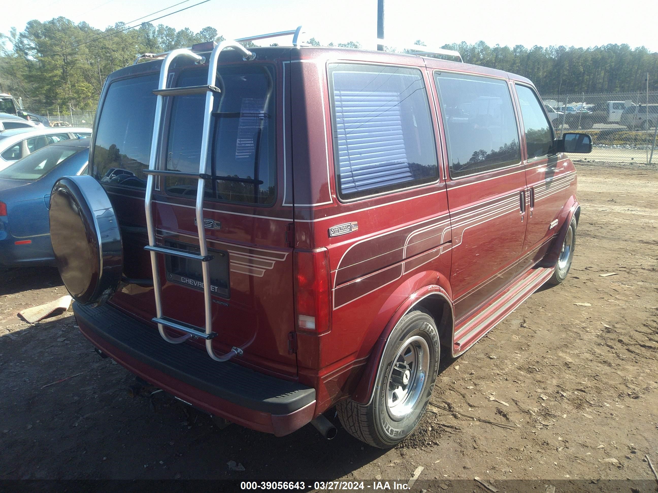 Photo 14 VIN: 1GBDM15Z7KB215227 - CHEVROLET ASTRO 