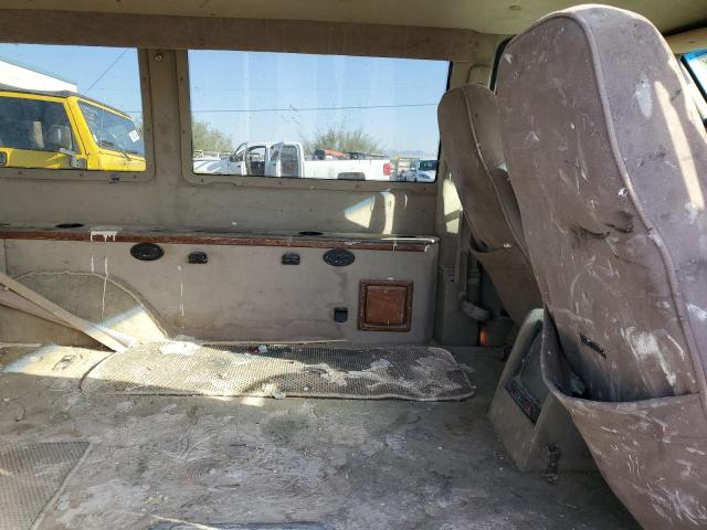 Photo 10 VIN: 1GBDM19W8YB142121 - CHEVROLET ASTRO 