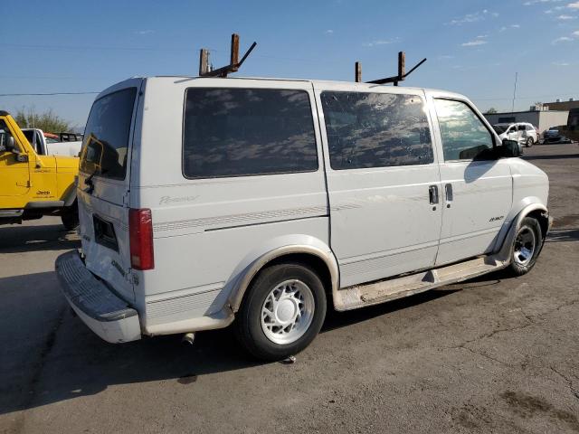 Photo 2 VIN: 1GBDM19W8YB142121 - CHEVROLET ASTRO 