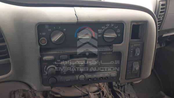 Photo 14 VIN: 1GBDM19W9XB137783 - CHEVROLET ASTRO 