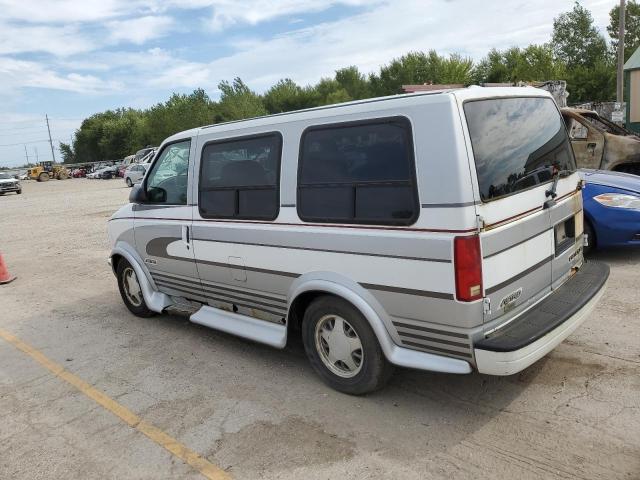 Photo 1 VIN: 1GBDM19WXXB143706 - CHEVROLET ASTRO 