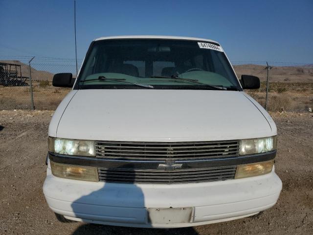 Photo 4 VIN: 1GBDM19WXYB113817 - CHEVROLET ASTRO 