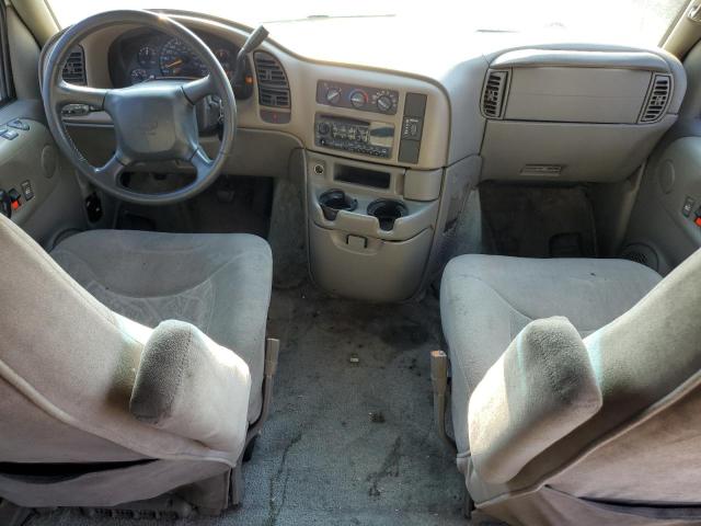 Photo 7 VIN: 1GBDM19WXYB113817 - CHEVROLET ASTRO 