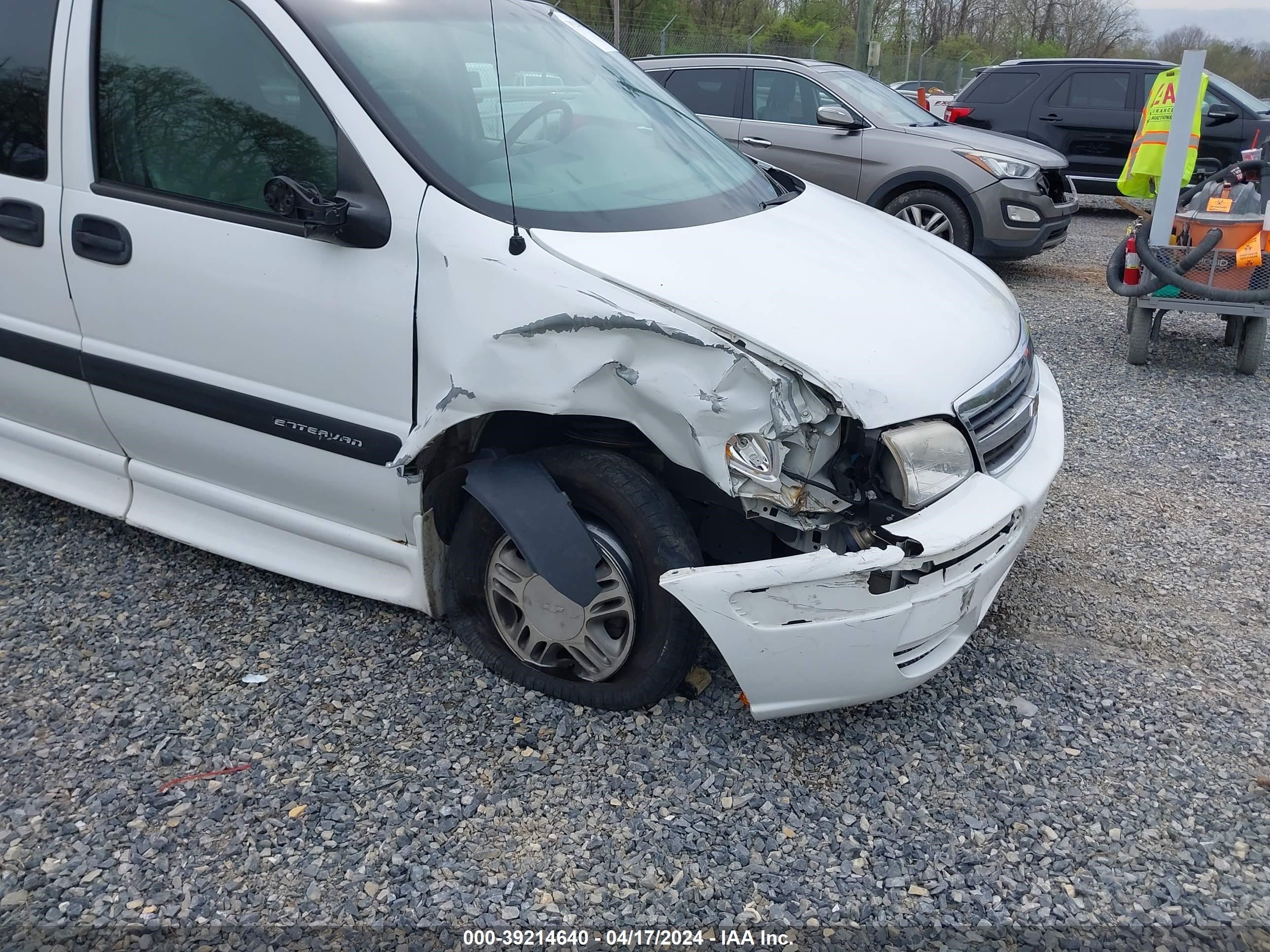 Photo 5 VIN: 1GBDV13E95D134848 - CHEVROLET VENTURE 