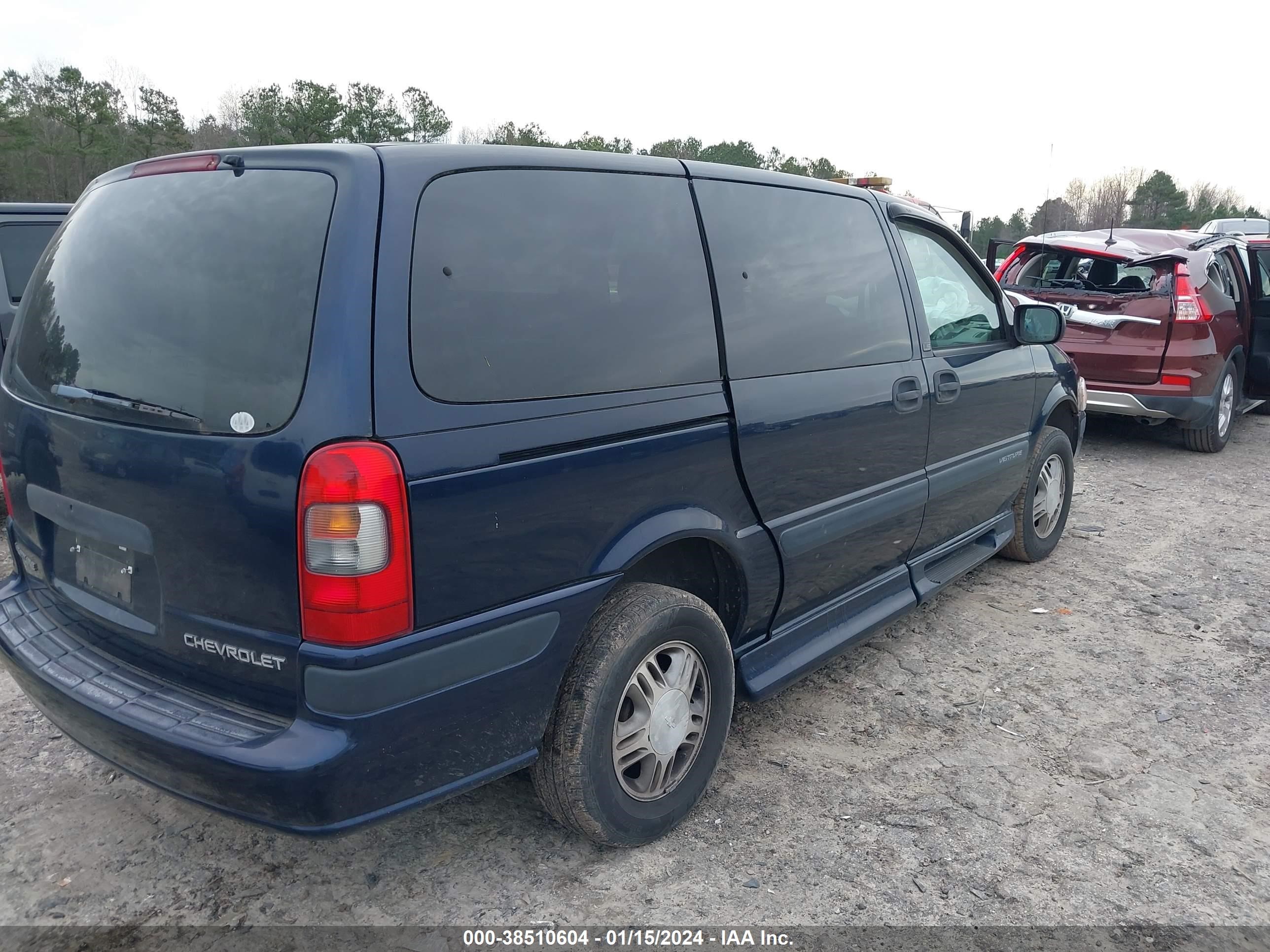 Photo 3 VIN: 1GBDX23E43D159458 - CHEVROLET VENTURE 