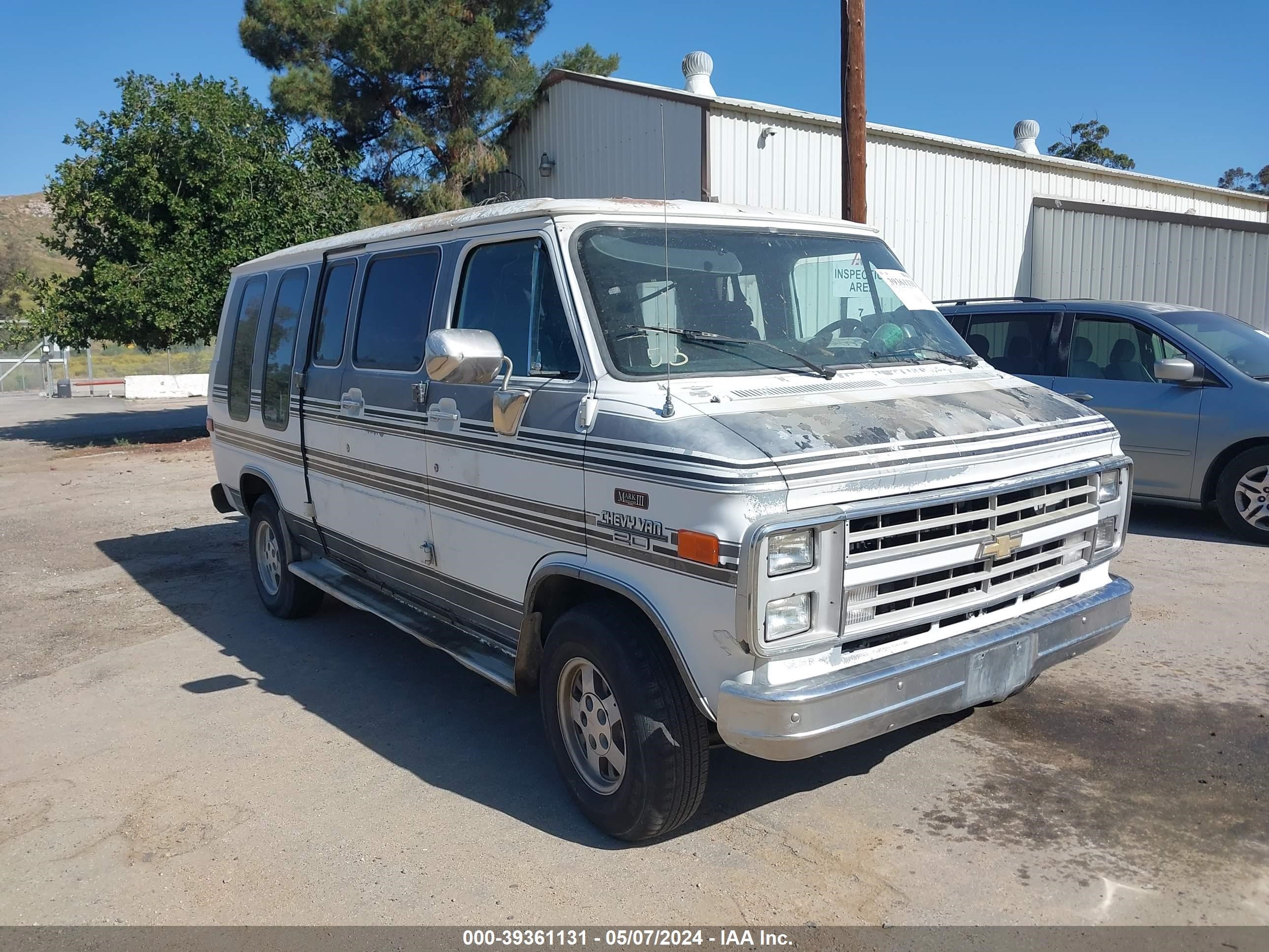 Photo 0 VIN: 1GBEG25KXM7109283 - CHEVROLET VAN 