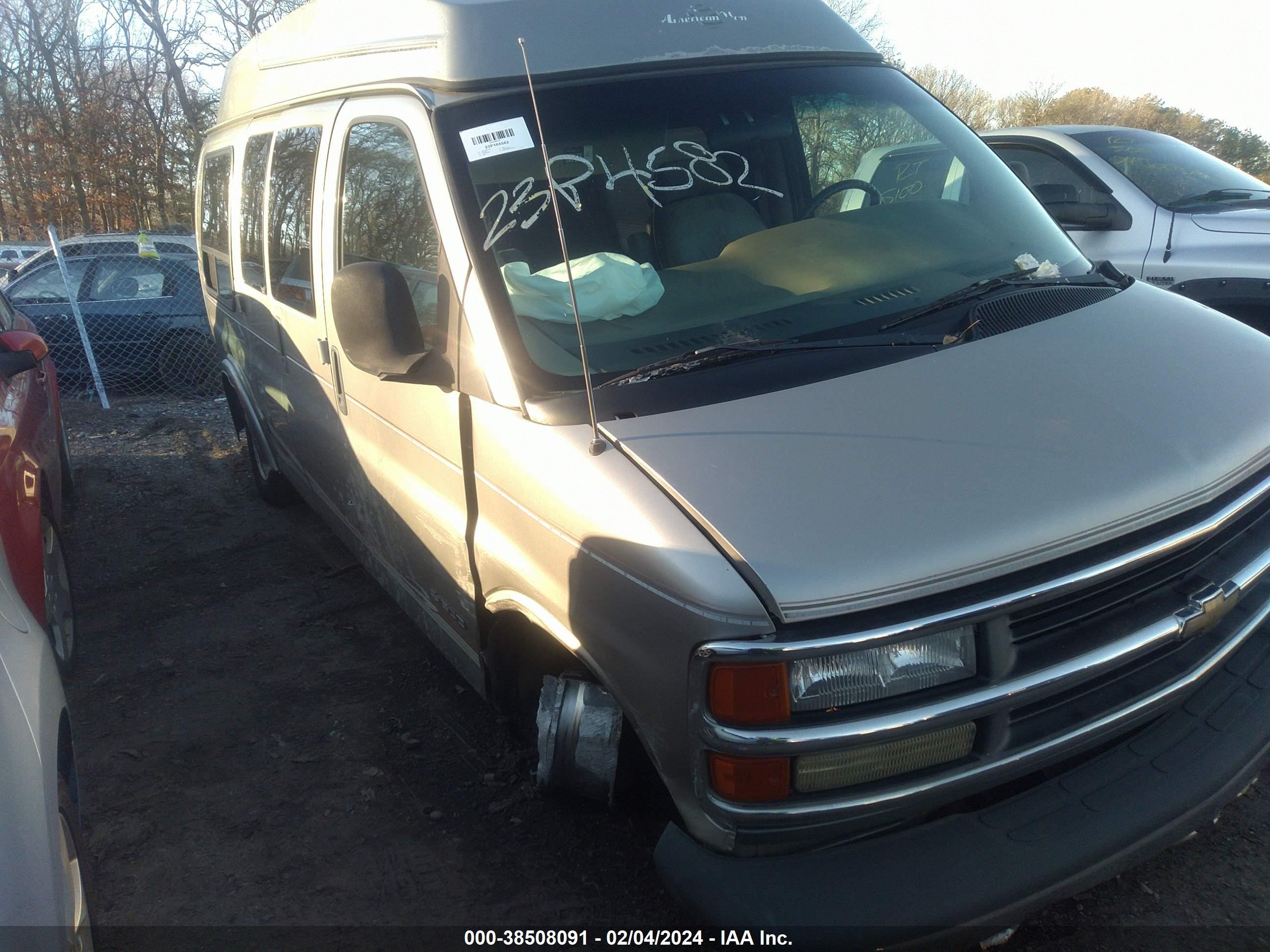 Photo 5 VIN: 1GBFG15R0Y1272187 - CHEVROLET EXPRESS 