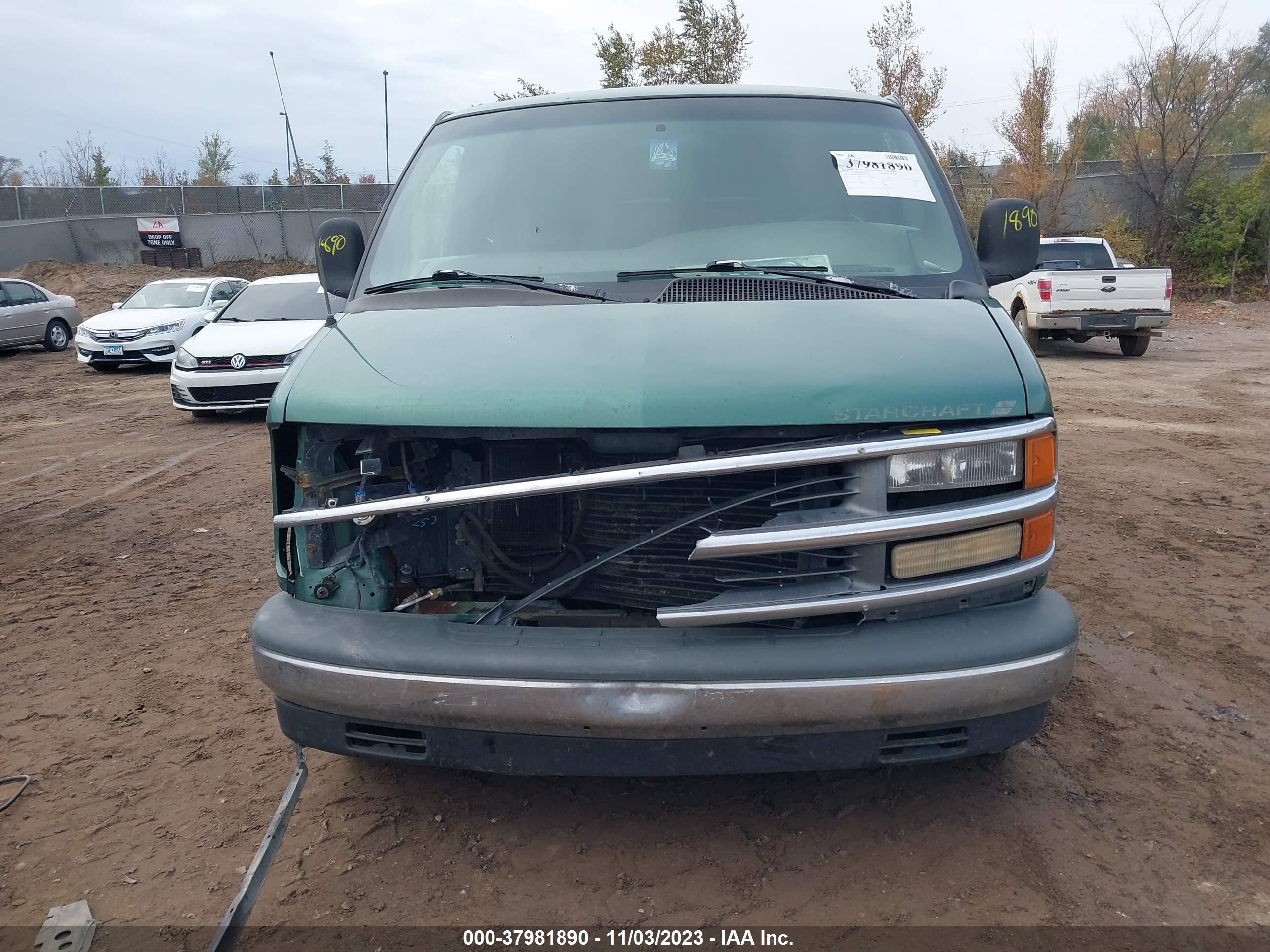 Photo 5 VIN: 1GBFG15R1X1057772 - CHEVROLET EXPRESS 