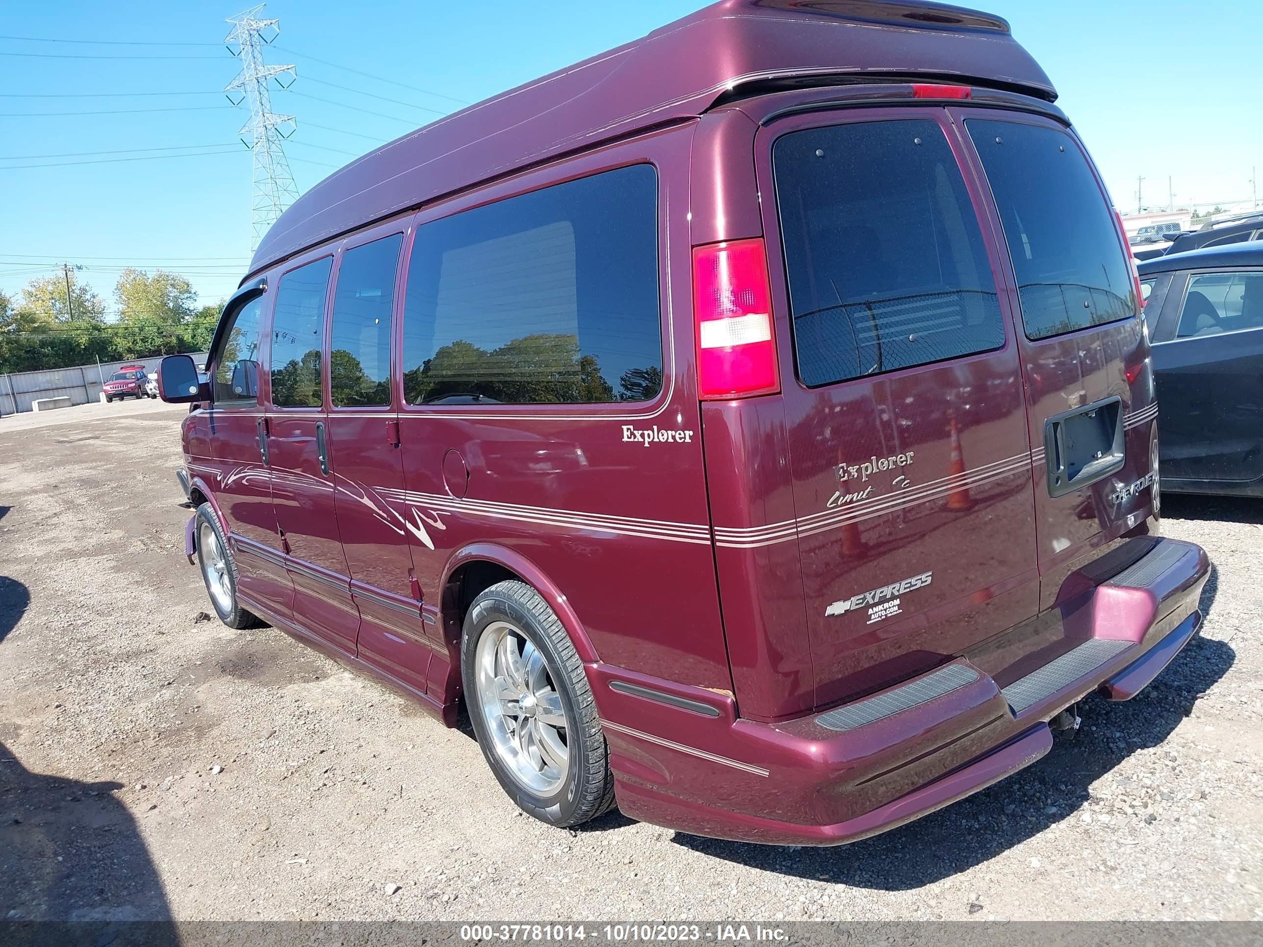 Photo 2 VIN: 1GBFG15T141233890 - CHEVROLET EXPRESS 