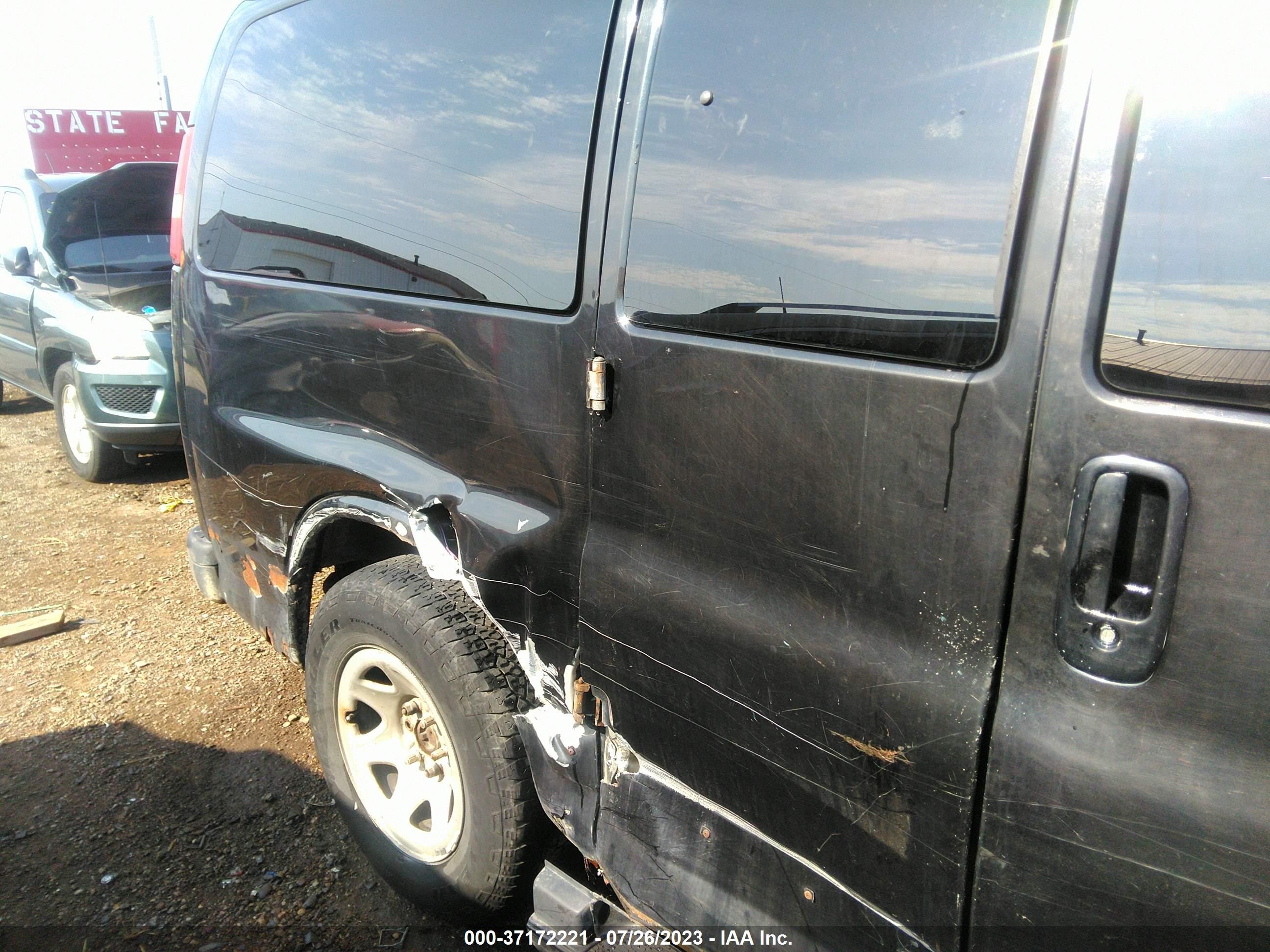 Photo 5 VIN: 1GBFH15TX51175387 - CHEVROLET EXPRESS 