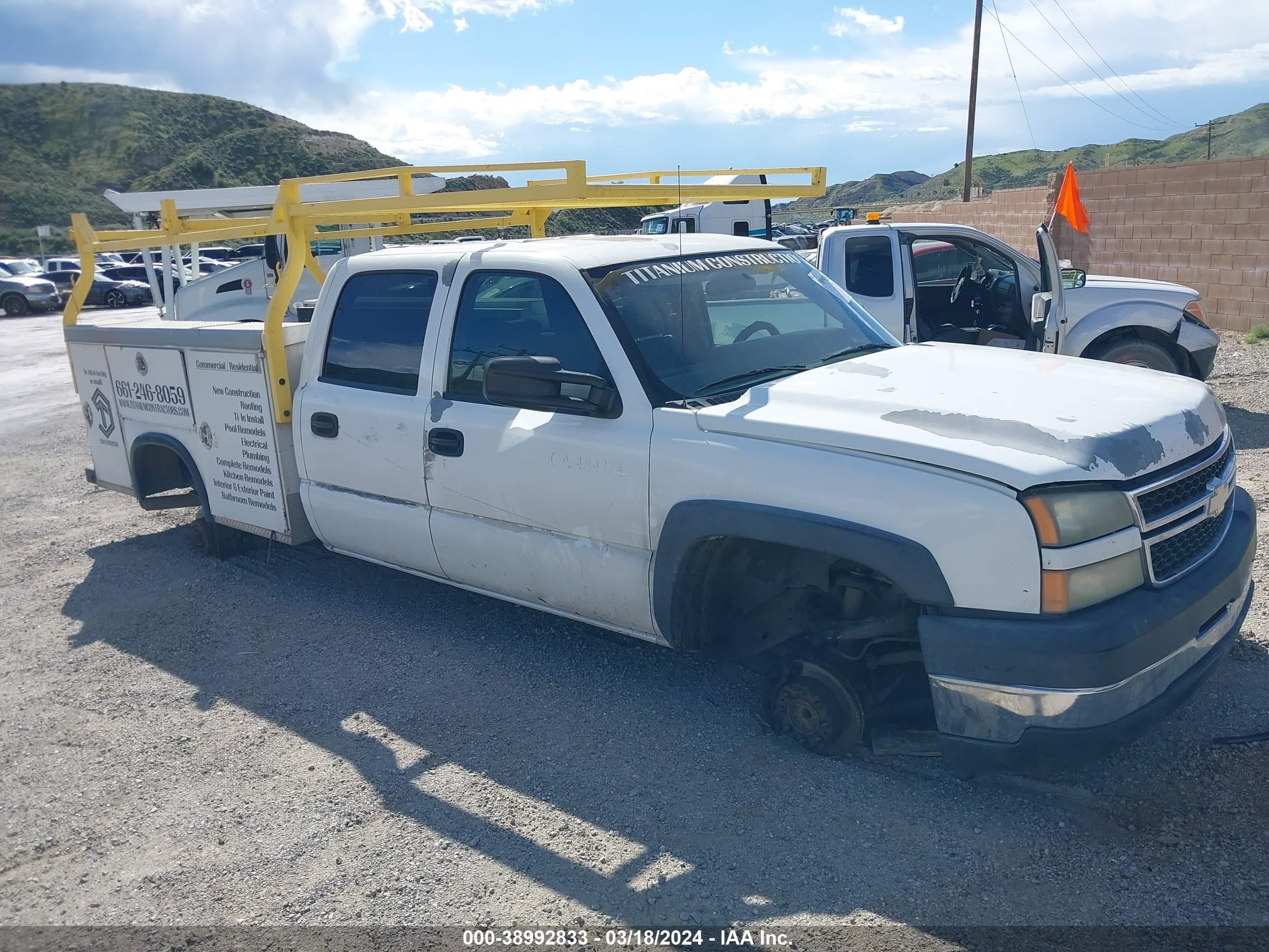 Photo 0 VIN: 1GBHC23U36F203740 - CHEVROLET SILVERADO 