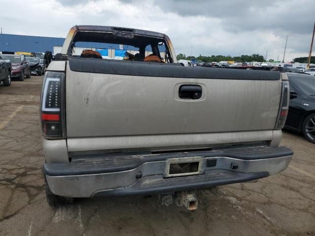 Photo 5 VIN: 1GBHC29294E268858 - CHEVROLET SILVERADO 