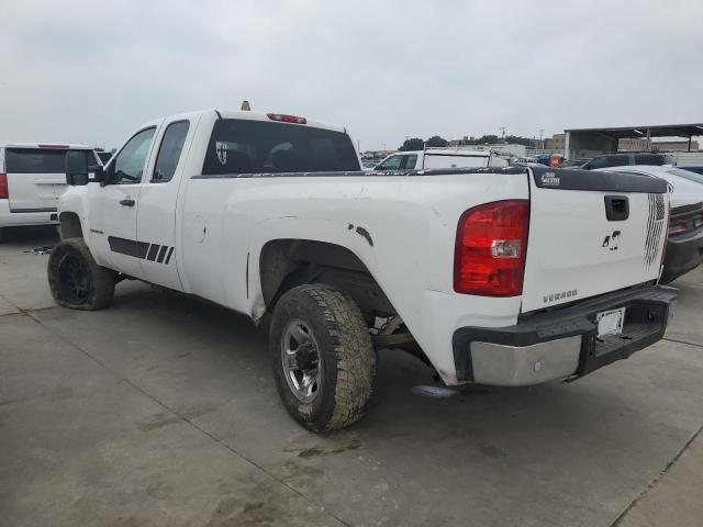 Photo 1 VIN: 1GBHC29K28E218261 - CHEVROLET SILVERADO 