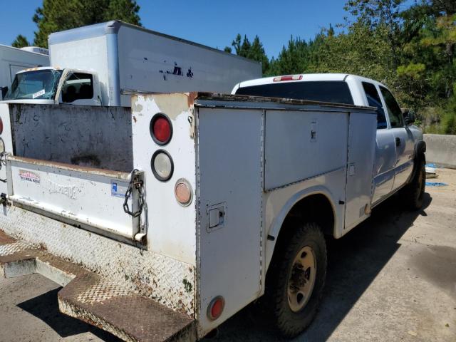 Photo 2 VIN: 1GBHC29U63E168748 - CHEVROLET SILVERADO 