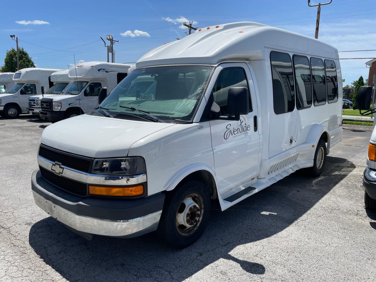 Photo 1 VIN: 1GBJG31K691172062 - CHEVROLET EXPRESS 