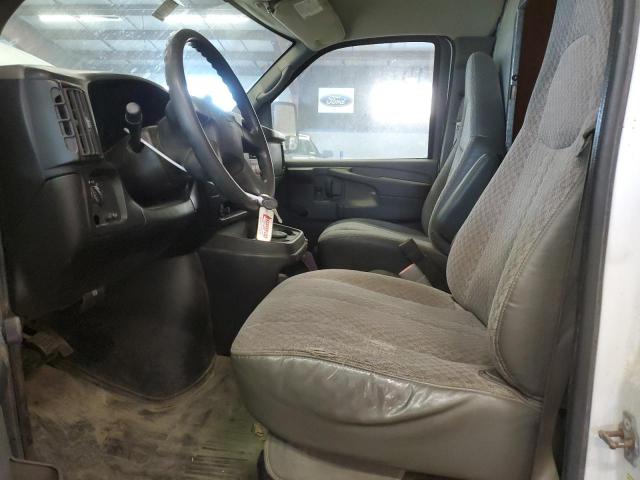 Photo 6 VIN: 1GBJG31U571172004 - CHEVROLET EXPRESS 