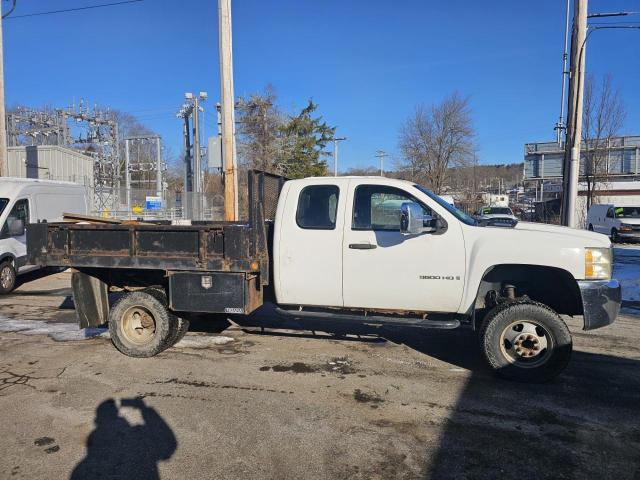 Photo 3 VIN: 1GBJK39648E200759 - CHEVROLET SILVERADO 