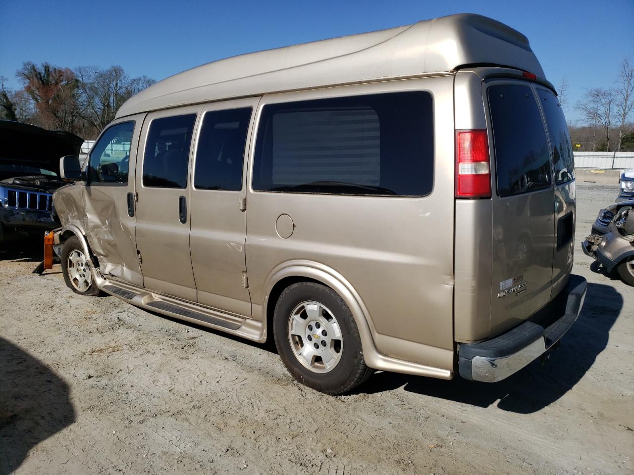 Photo 1 VIN: 1GBSGDC46C1179870 - CHEVROLET EXPRESS 