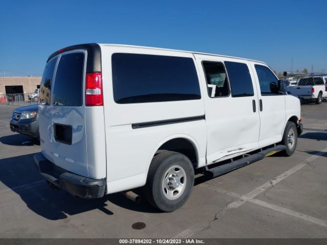 Photo 3 VIN: 1GBWGEFG4H1314834 - CHEVROLET EXPRESS 2500 